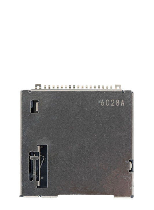 Game card slot for Nintendo Switch
